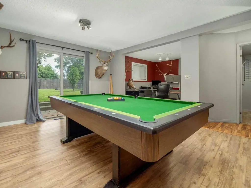 5205 40 Avenue Taber AB T1G 1C6