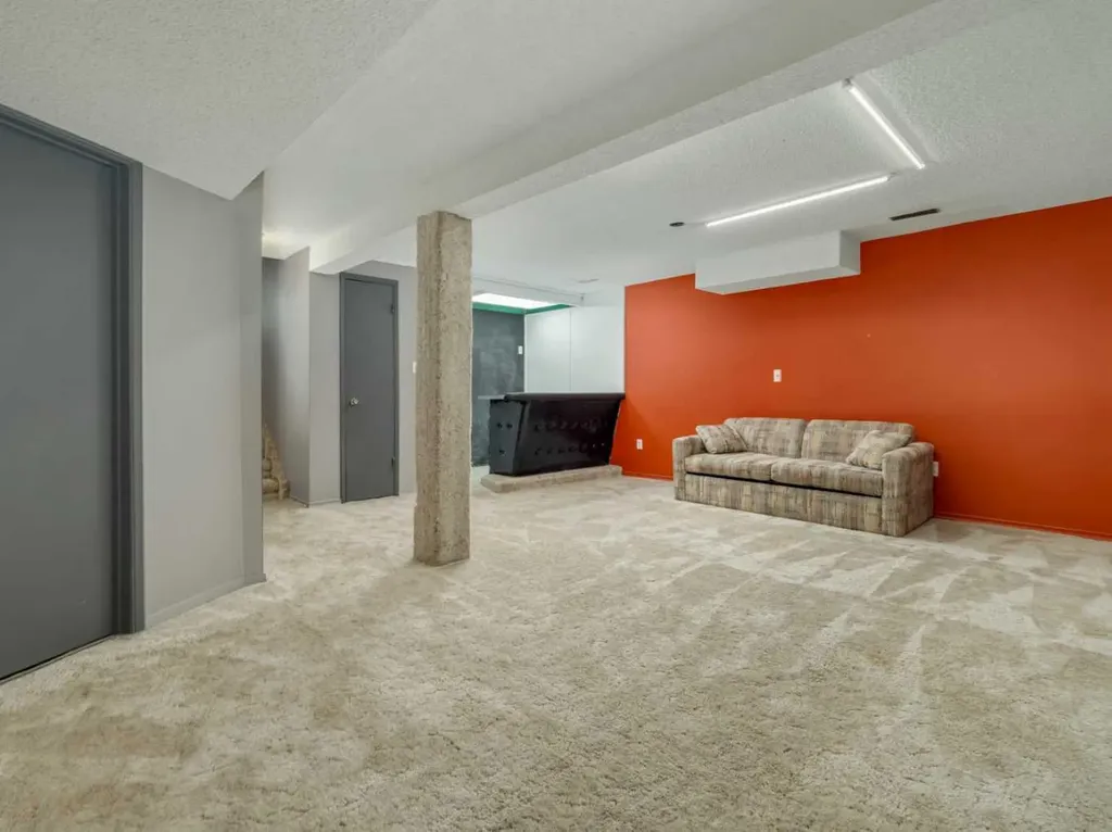 5205 40 Avenue Taber AB T1G 1C6