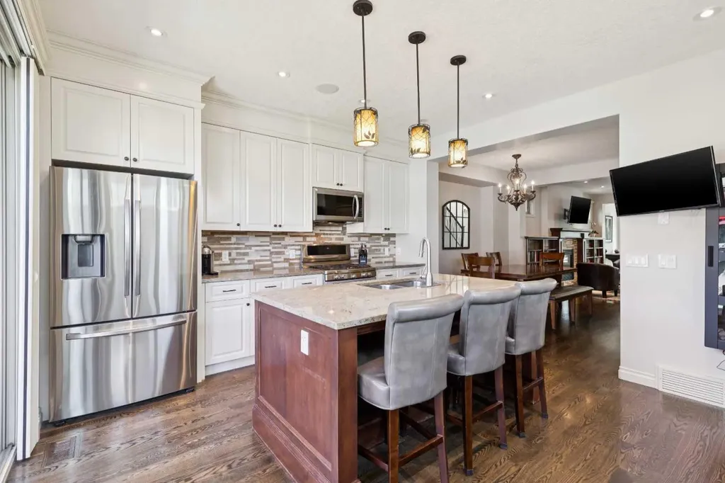 1723 31 Street SW Calgary AB T3C 1N2