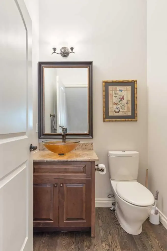 1723 31 Street SW Calgary AB T3C 1N2