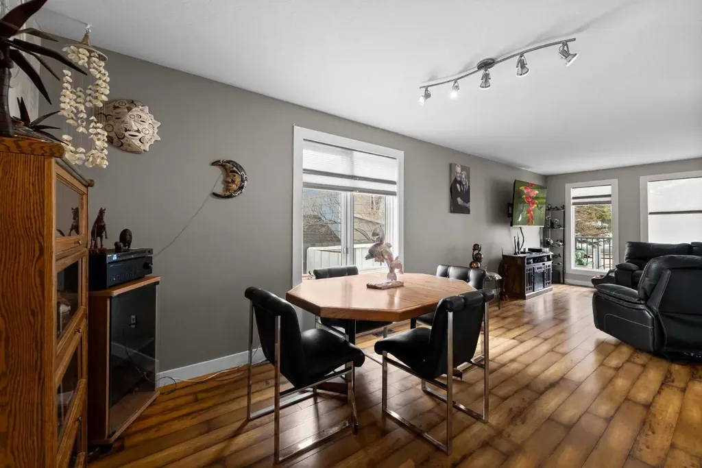 4319 54 Avenue Tofield AB T0B4J0