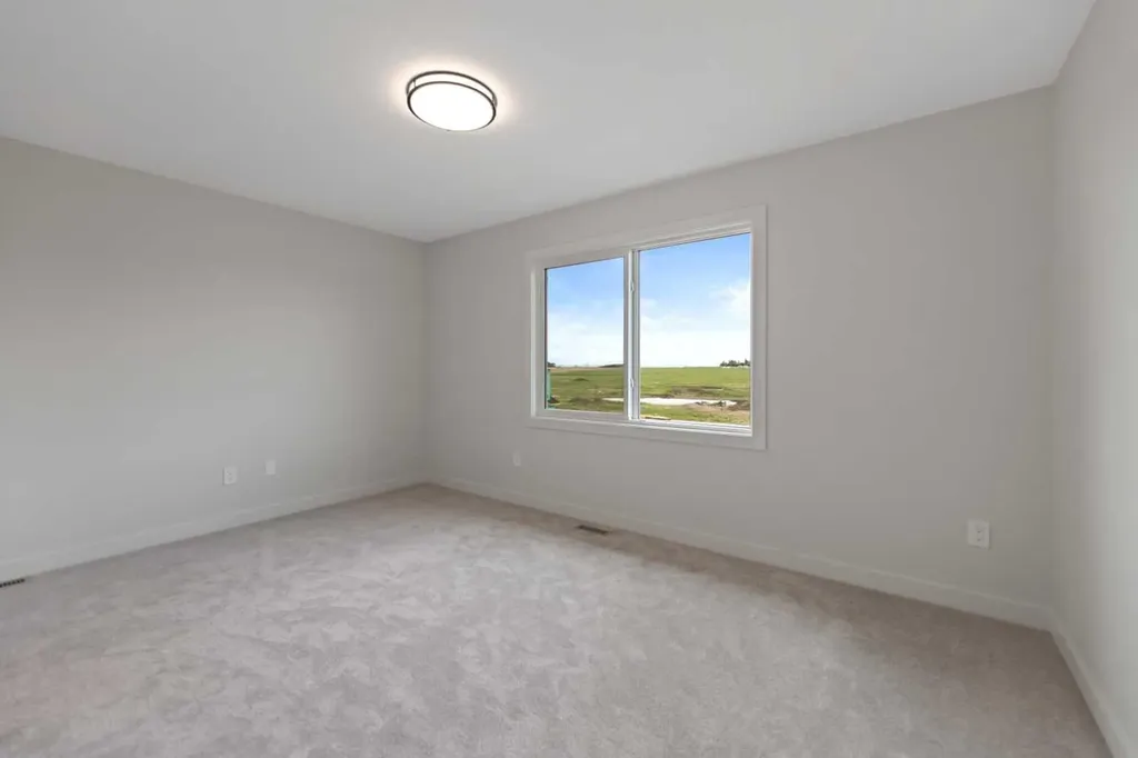 38 Waterford Mews Chestermere AB T1X3B6