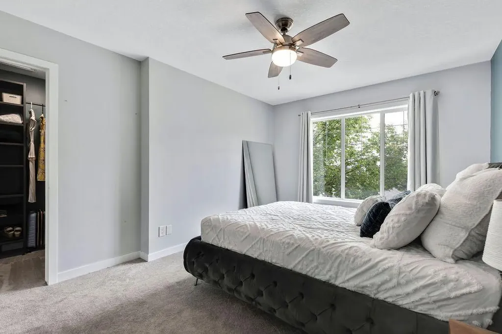 73 Hidden Creek Rise NW Calgary AB T3A 6L3