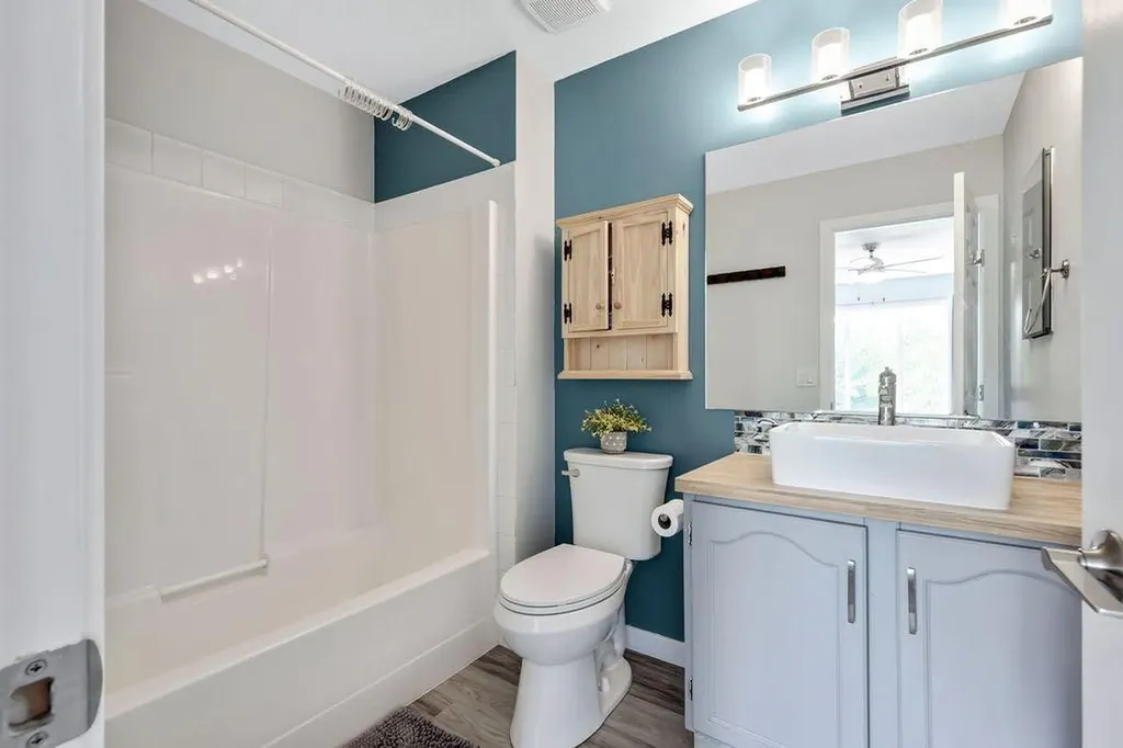 73 Hidden Creek Rise NW Calgary AB T3A 6L3