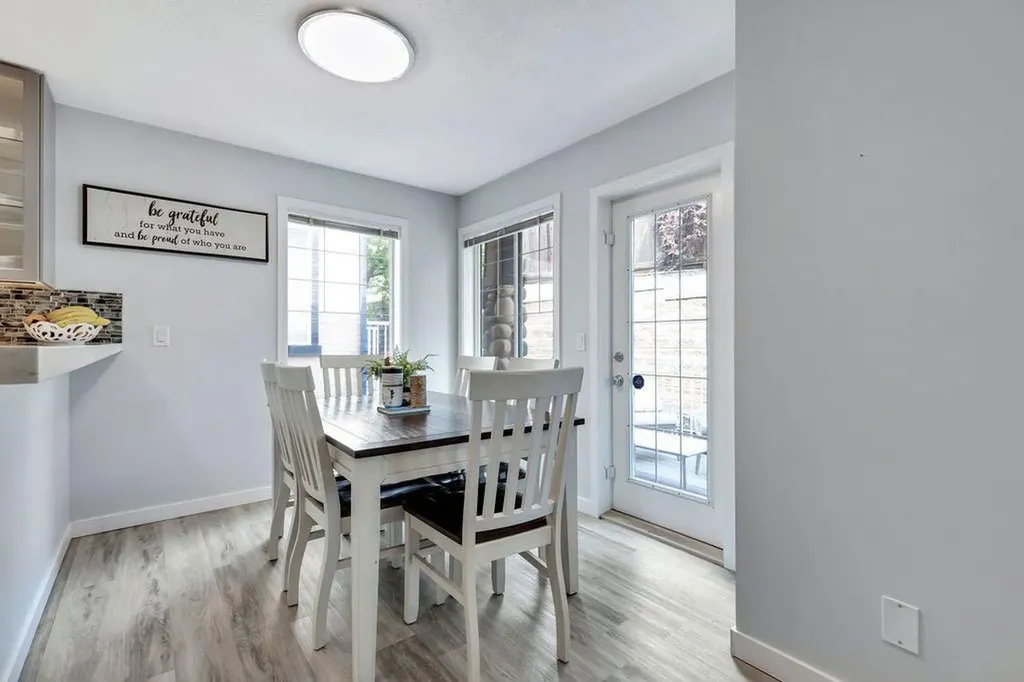 73 Hidden Creek Rise NW Calgary AB T3A 6L3