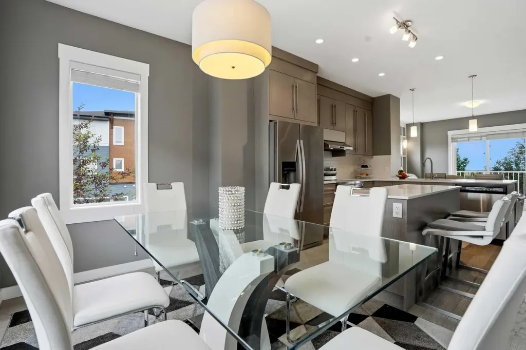 111 Rainbow Falls Gate Chestermere AB T1X 0Z5