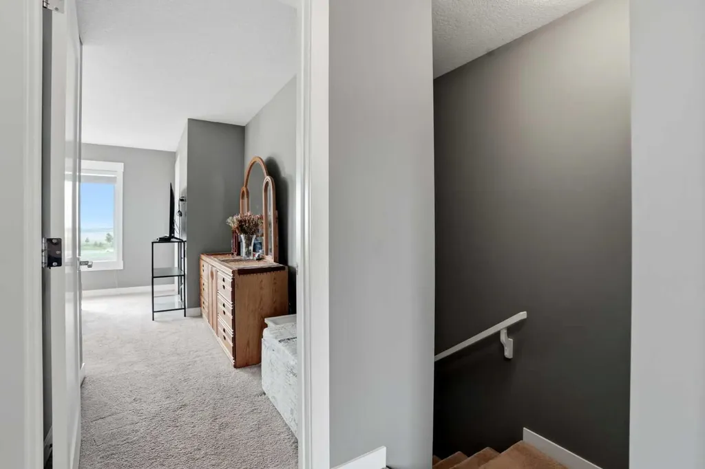 111 Rainbow Falls Gate Chestermere AB T1X 0Z5