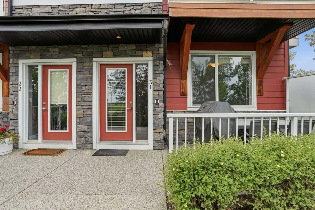 111 Rainbow Falls Gate Chestermere AB T1X 0Z5