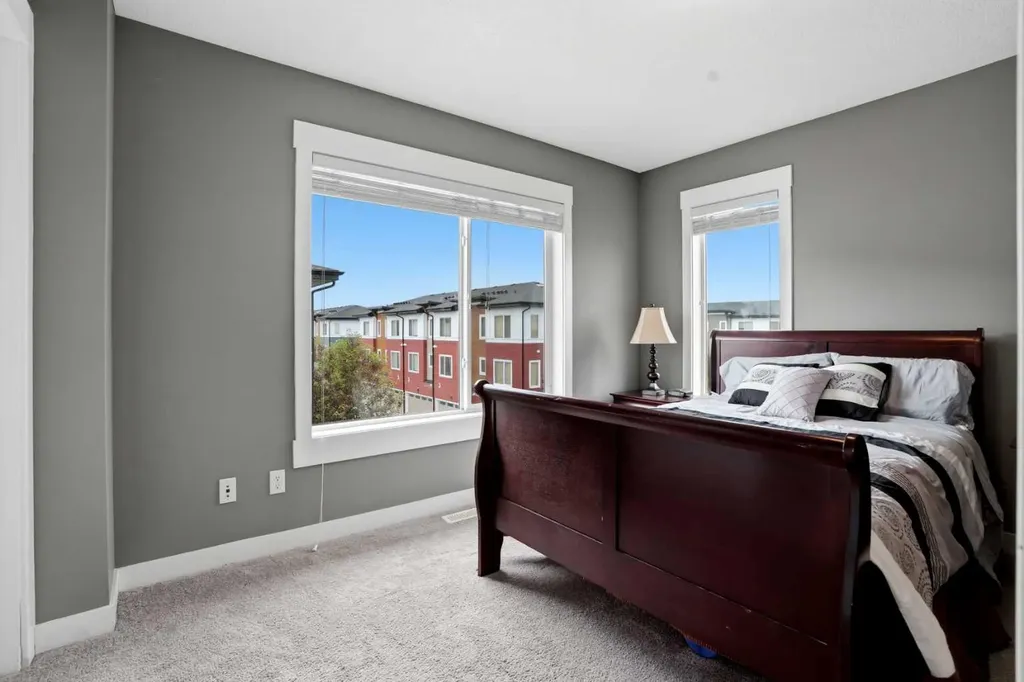111 Rainbow Falls Gate Chestermere AB T1X 0Z5