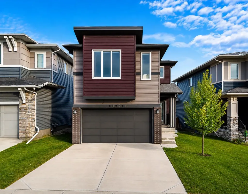 1020 Chinook Gate Heath SW Airdrie AB T4B 5C9