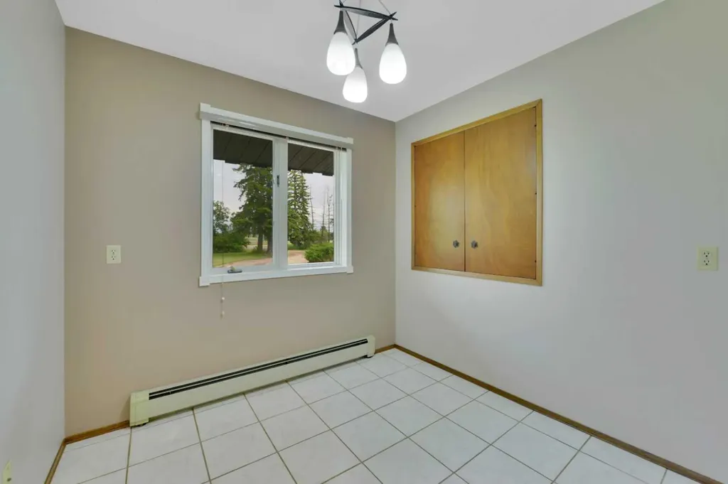 35254 Range Road 283 Rural Red Deer County AB T4G 0G3