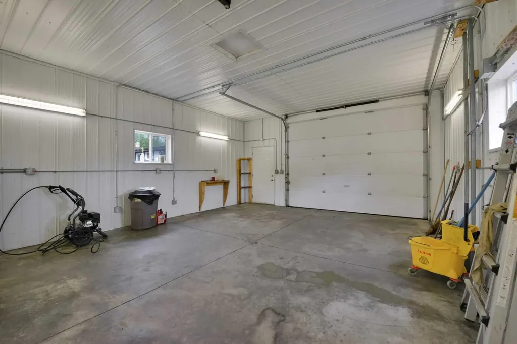 35254 Range Road 283 Rural Red Deer County AB T4G 0G3