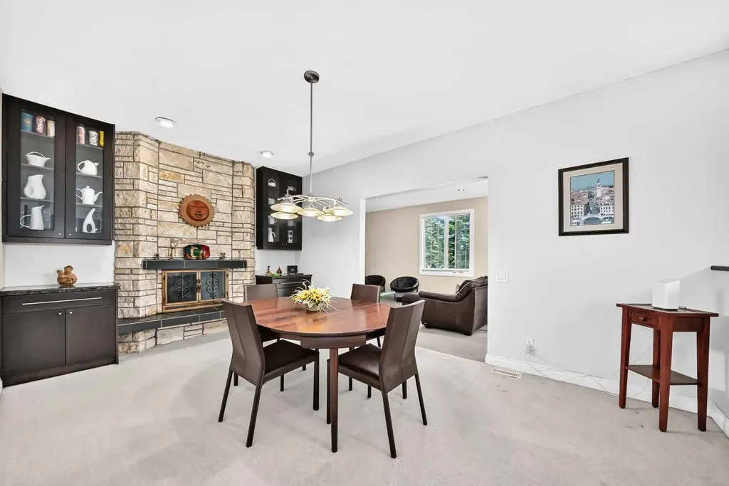 316 Parkland Way SE Calgary AB T2J4L2