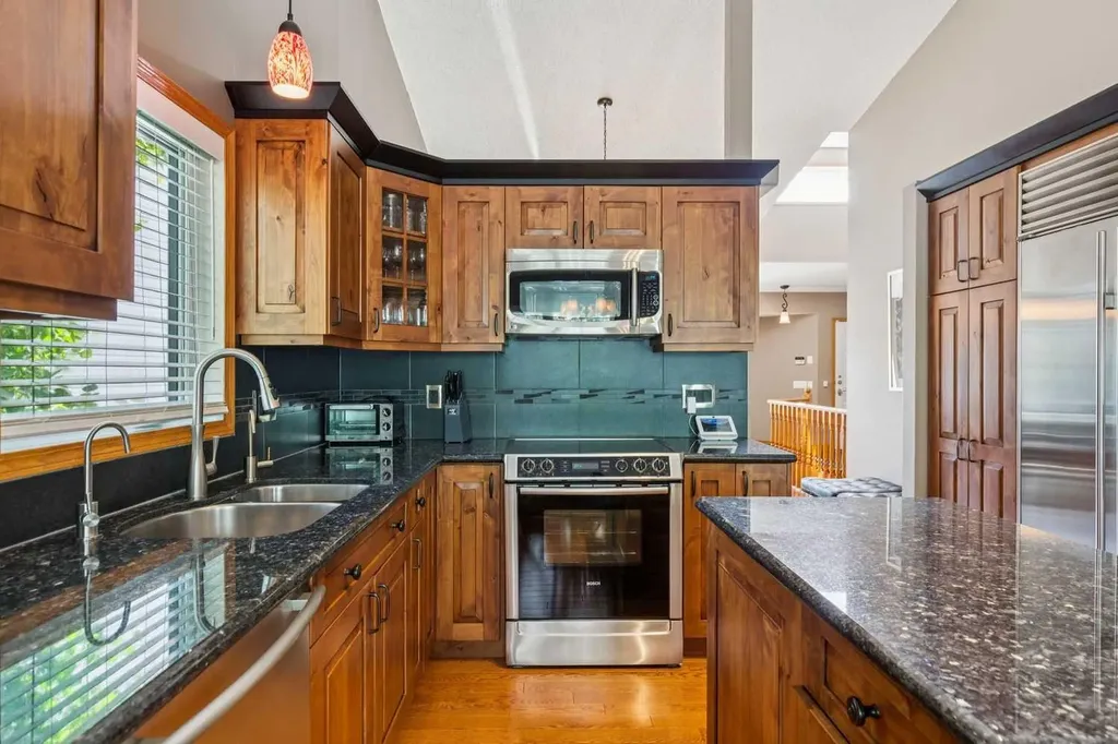 137 Arbour Ridge Circle NW Calgary AB T3G 3Y9