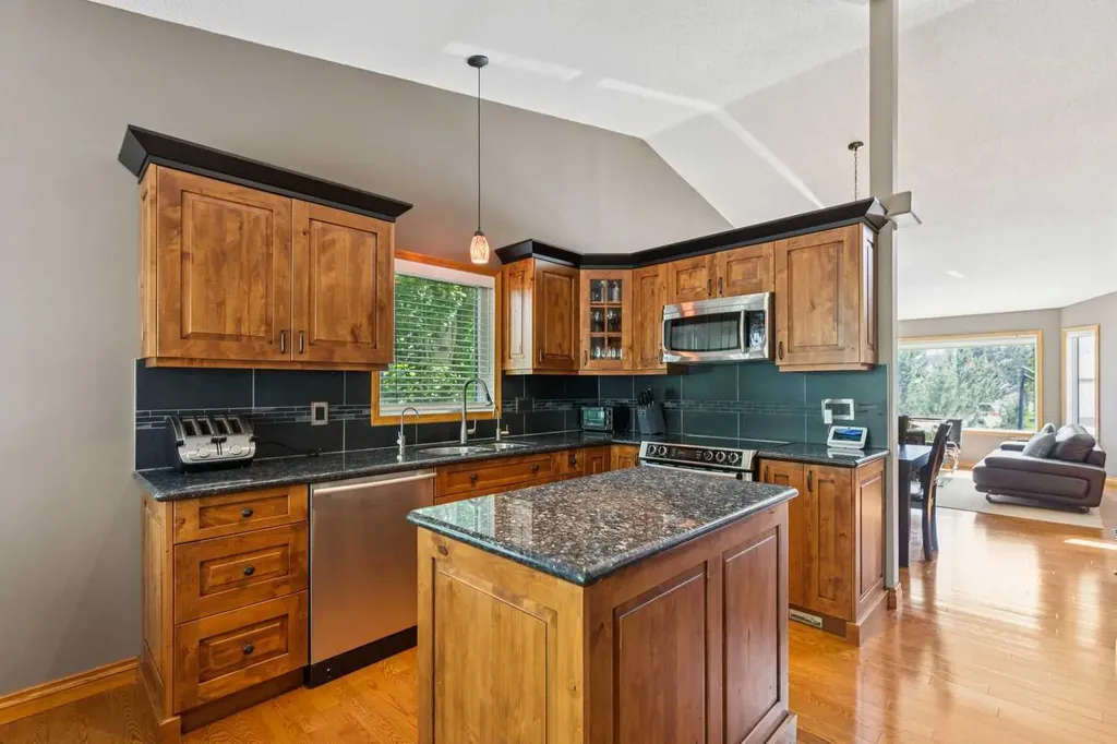 137 Arbour Ridge Circle NW Calgary AB T3G 3Y9