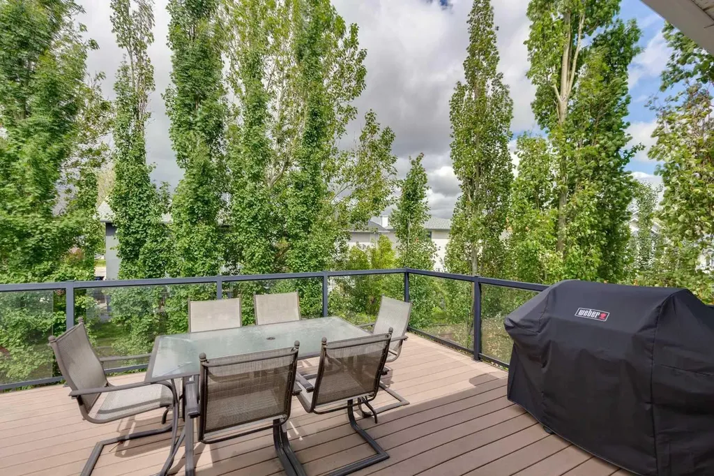137 Arbour Ridge Circle NW Calgary AB T3G 3Y9