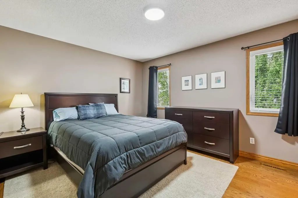 137 Arbour Ridge Circle NW Calgary AB T3G 3Y9