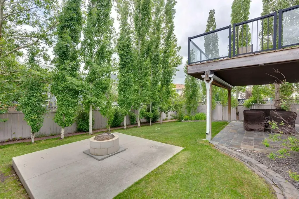 137 Arbour Ridge Circle NW Calgary AB T3G 3Y9