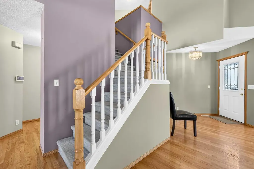 72 Douglas Park Boulevard SE Calgary AB T2Z 2K9