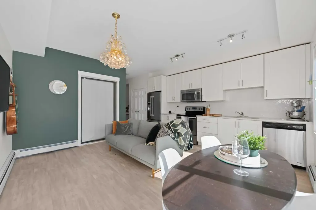 215 Legacy Boulevard SE Calgary AB T2X3Z4