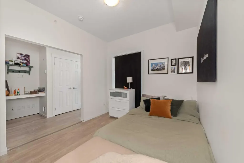 215 Legacy Boulevard SE Calgary AB T2X3Z4