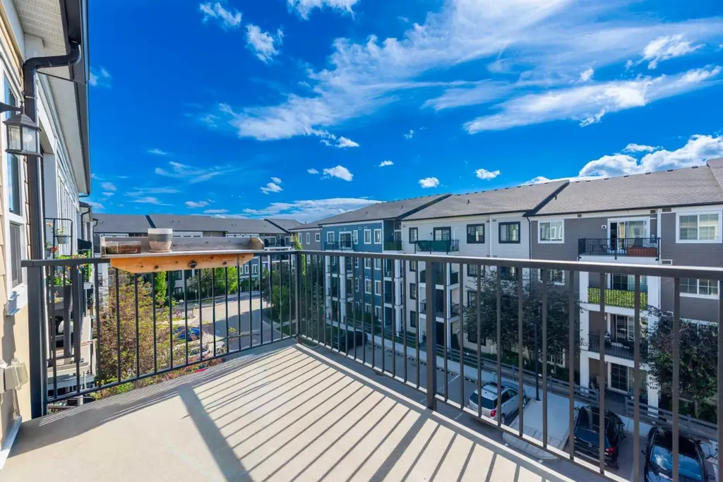 215 Legacy Boulevard SE Calgary AB T2X3Z4
