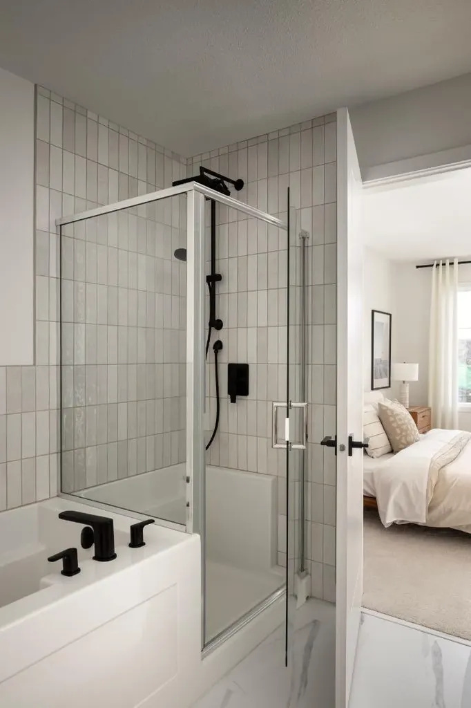 784 Sora Boulevard SE Calgary AB T3S 0m7