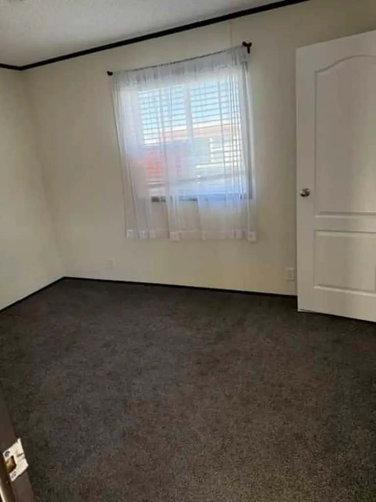 1101 84 Street NE Calgary AB T2A7X2