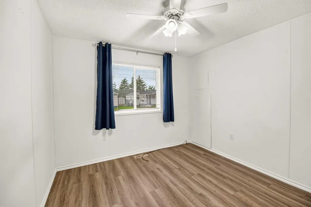 37543 England Way Rural Red Deer County AB T4S 2C3