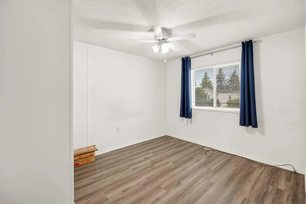 37543 England Way Rural Red Deer County AB T4S 2C3