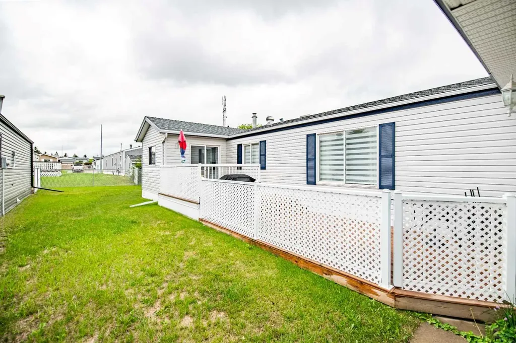 37543 England Way Rural Red Deer County AB T4S 2C3
