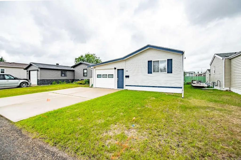 37543 England Way Rural Red Deer County AB T4S 2C3