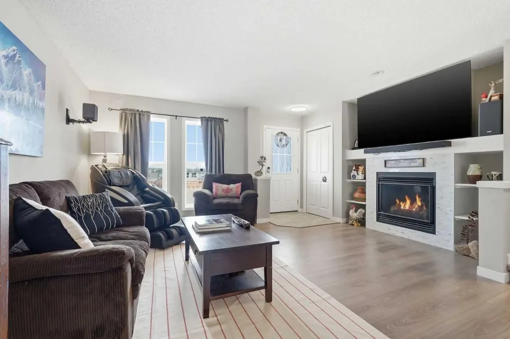 225 Fireside Drive Cochrane AB T4C 2L4