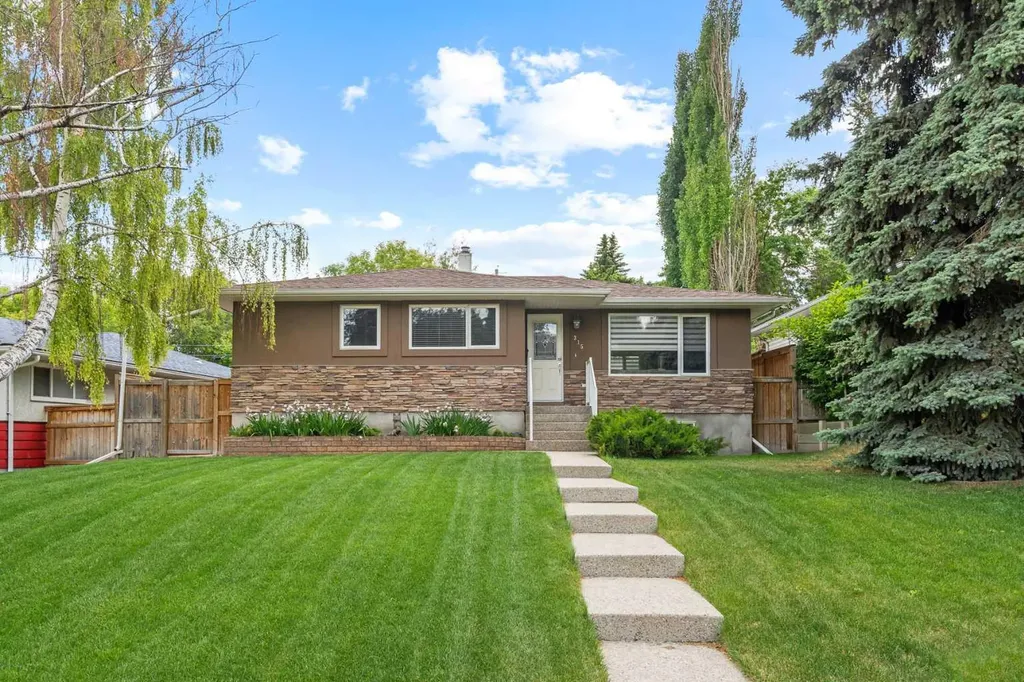 315 45 Avenue SW Calgary AB T2S 1B3