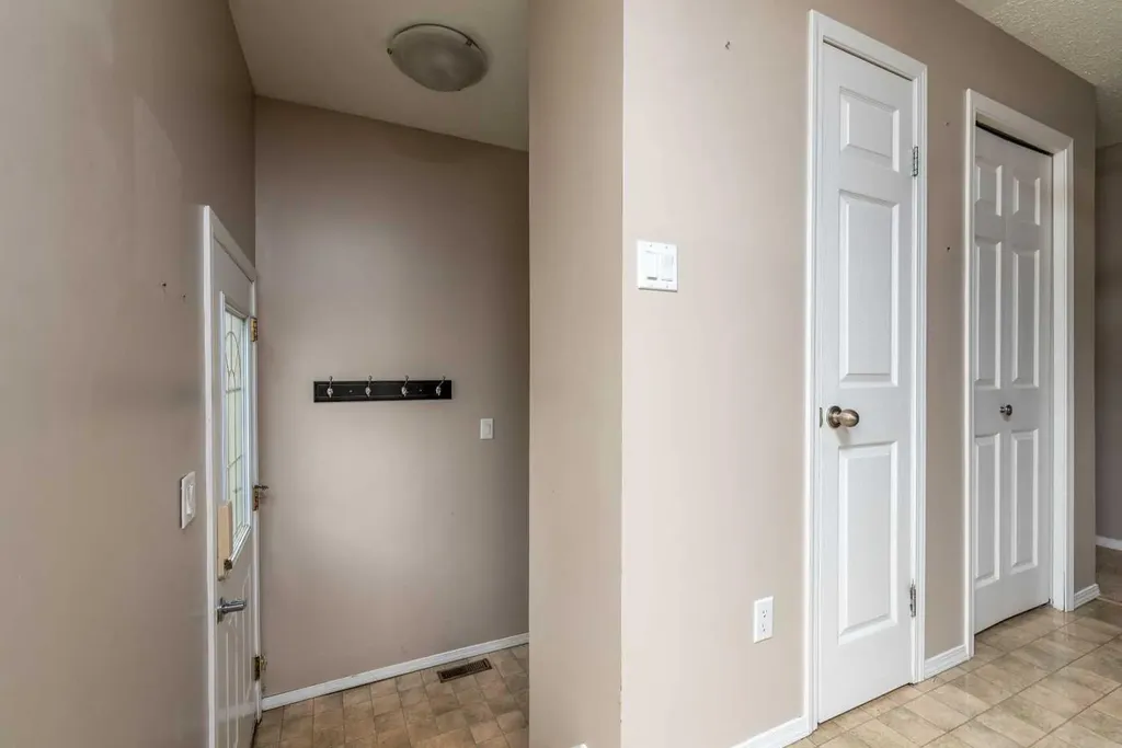 5002 53 Avenue Kitscoty AB T0B 2P0