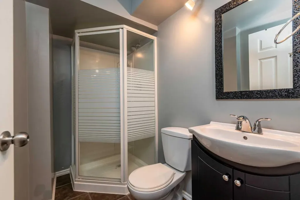 5002 53 Avenue Kitscoty AB T0B 2P0