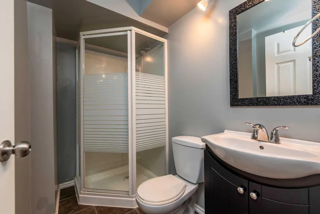5002 53 Avenue Kitscoty AB T0B 2P0