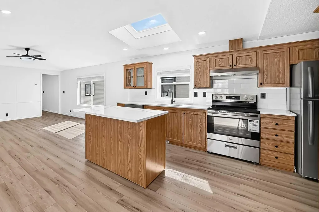 1101 84 Street NE Calgary AB T2A 7X2