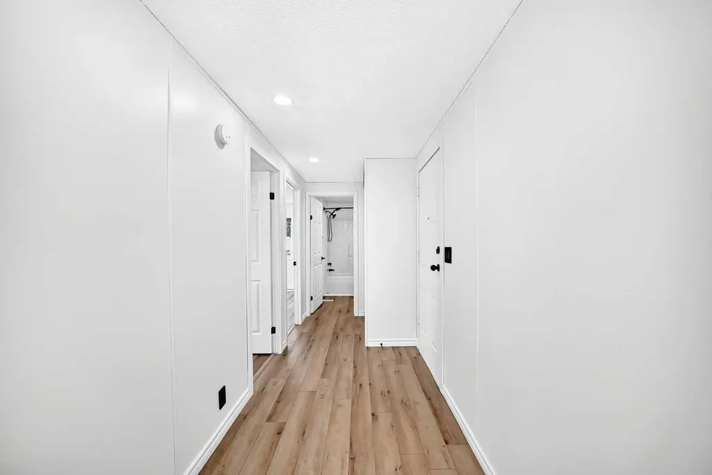 1101 84 Street NE Calgary AB T2A 7X2