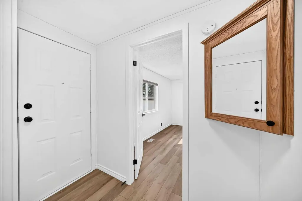 1101 84 Street NE Calgary AB T2A 7X2