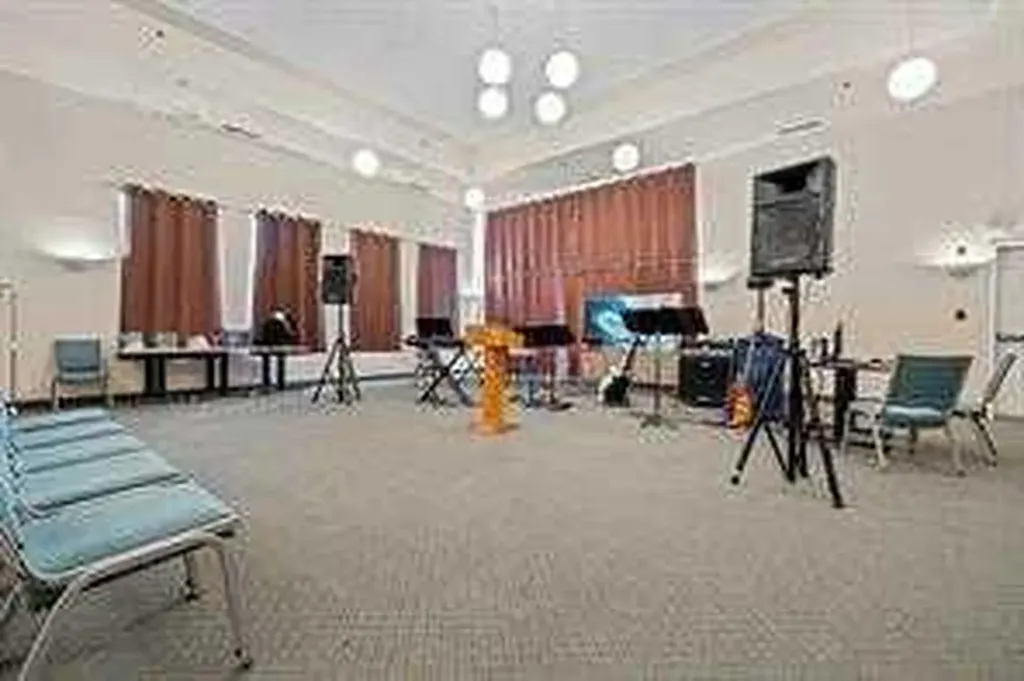1101 84 Street NE Calgary AB T2A 7X2
