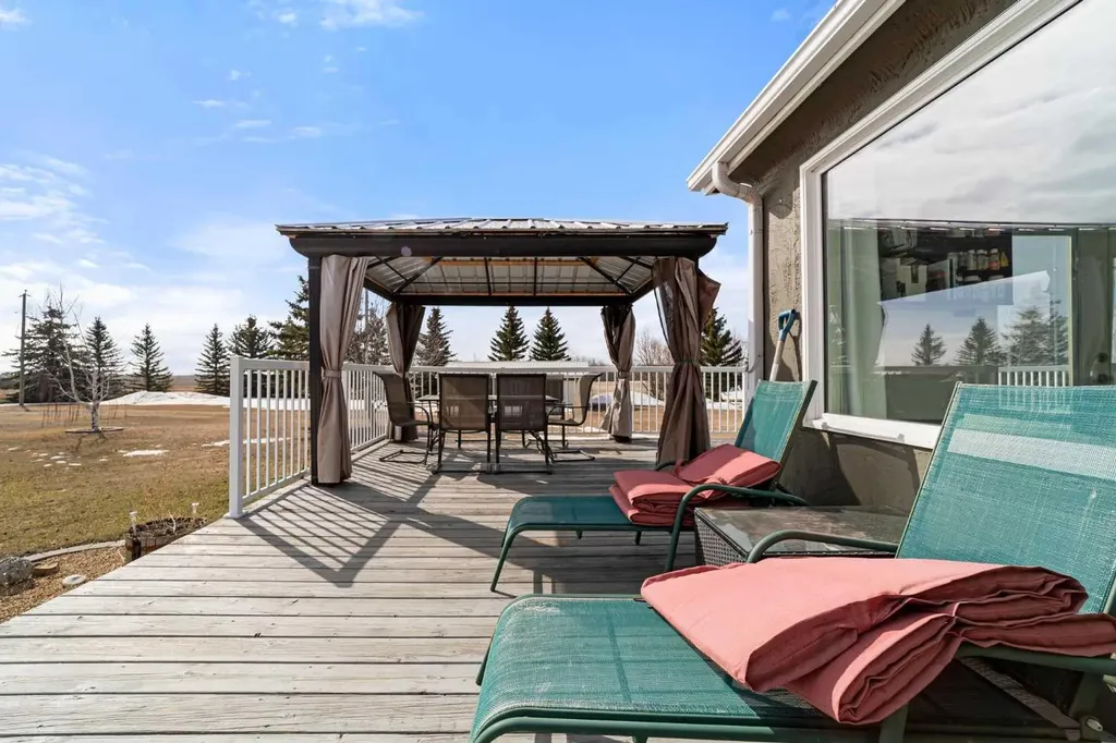 44170 Range Road 140 Rural Flagstaff County AB T0B 2L0