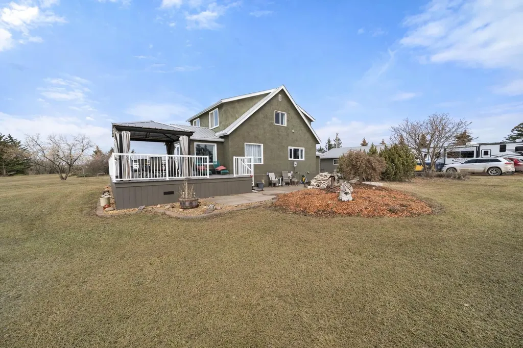44170 Range Road 140 Rural Flagstaff County AB T0B 2L0