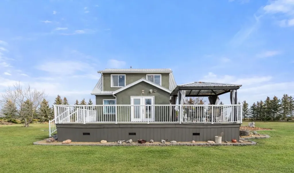 44170 Range Road 140 Rural Flagstaff County AB T0B 2L0