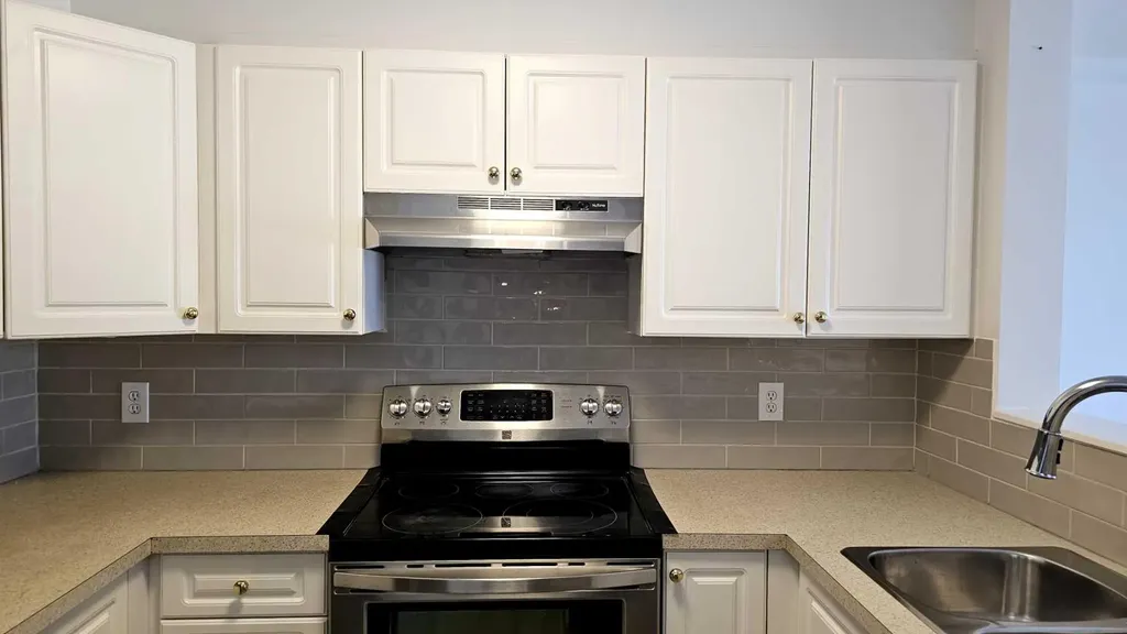 4000 Somervale Court SW Calgary AB T2Y 4J3