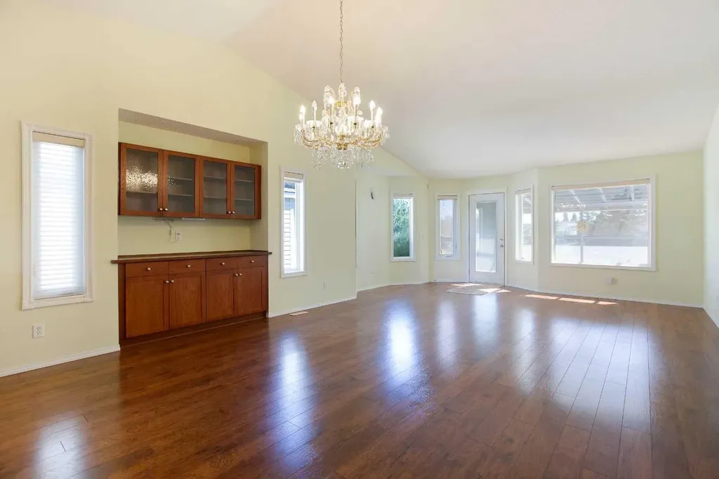 612 Riverside Boulevard NW High River AB t1v 2c1