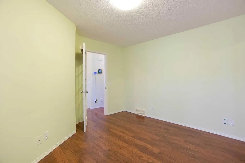 612 Riverside Boulevard NW High River AB t1v 2c1