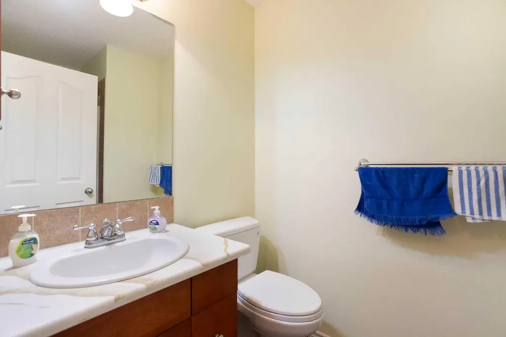 612 Riverside Boulevard NW High River AB t1v 2c1