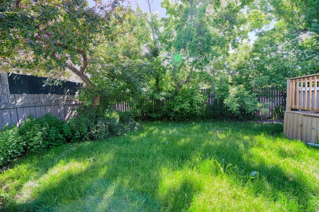 2424 4 Avenue Fort Macleod AB T0L 0Z0