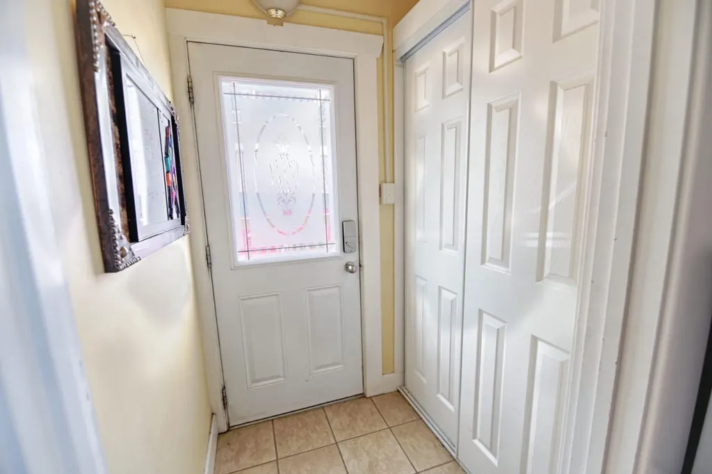 2424 4 Avenue Fort Macleod AB T0L 0Z0
